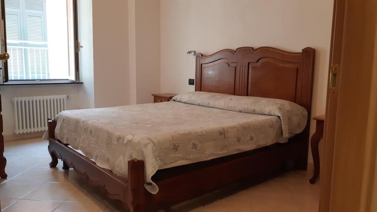 I Tre Ponti Apartment Borgonovo Екстериор снимка